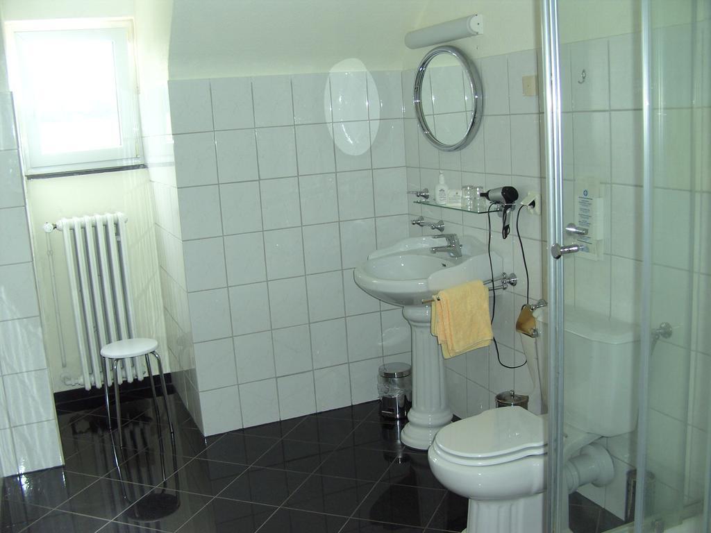 Schlosshotel Wilhelmsthal Calden Bilik gambar