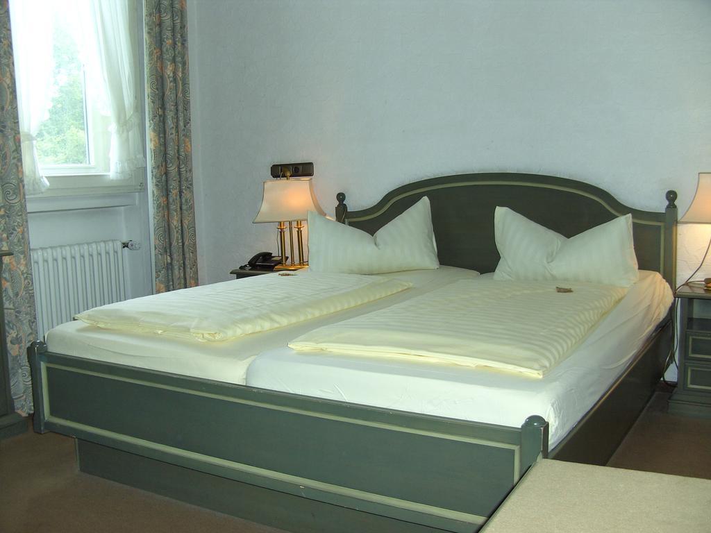Schlosshotel Wilhelmsthal Calden Bilik gambar